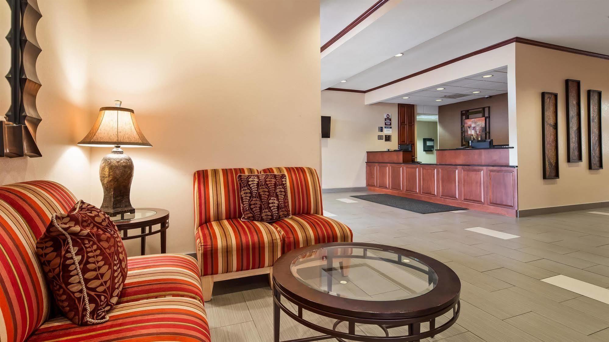 Best Western Plus Kansas City Airport - Kci East Buitenkant foto